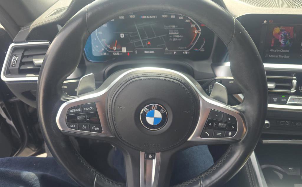 Used 2023 BMW M440i Convertible w/ Premium Package image 11