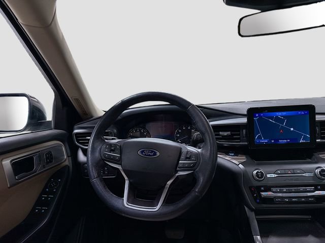 Used 2020 Ford Explorer Limited w/ Class III Trailer Tow Package image 23