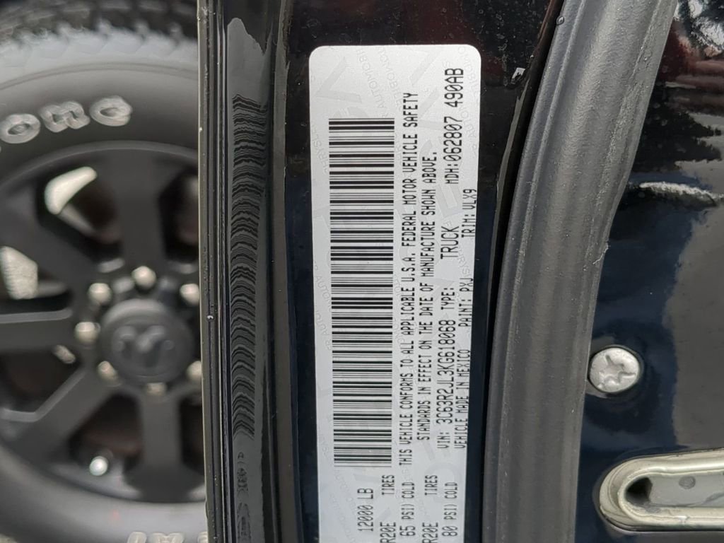 Used 2019 RAM 3500 Laramie w/ Black Appearance Package image 24