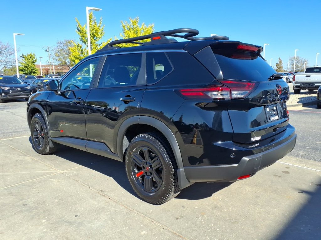 New 2027 Nissan Rogue SV w/ Rock Creek Premium Package AWD/4WD image 6