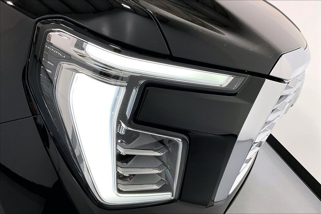 New 2026 GMC Yukon Denali w/ Denali Reserve Package AWD/4WD image 26