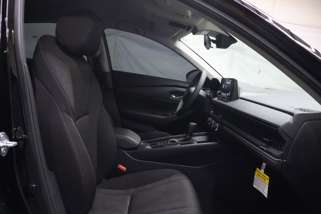 Used 2025 Honda Accord LX image 10