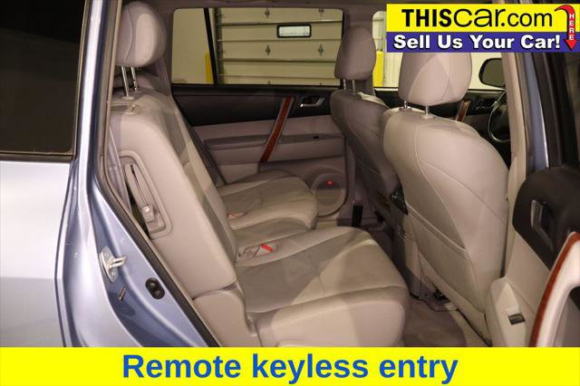 Used 2010 Toyota Highlander Limited image 18