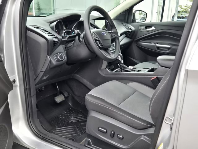 Used 2019 Ford Escape SE image 15
