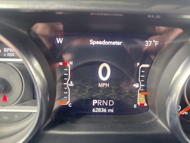 Used 2021 Jeep Wrangler Unlimited Sahara AWD/4WD image 32