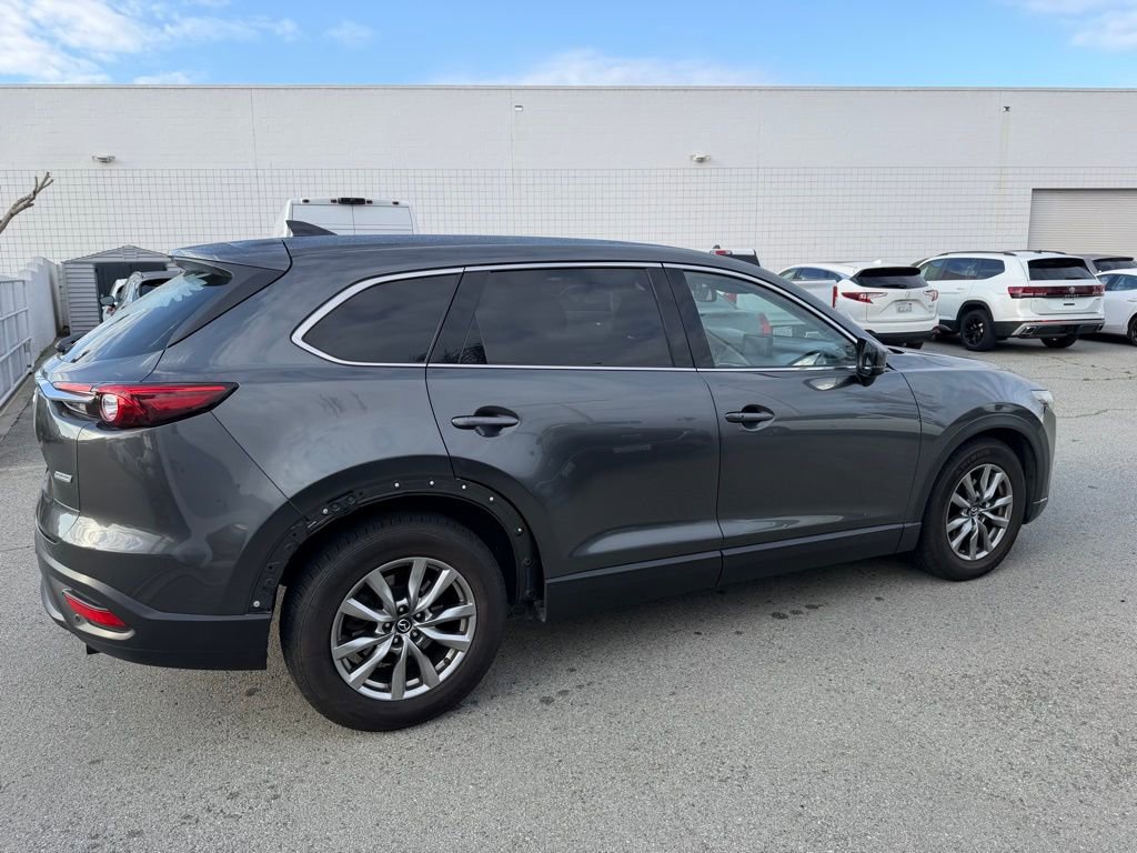 Used 2018 MAZDA CX-9 Touring w/ Touring Premium Package FWD image 3