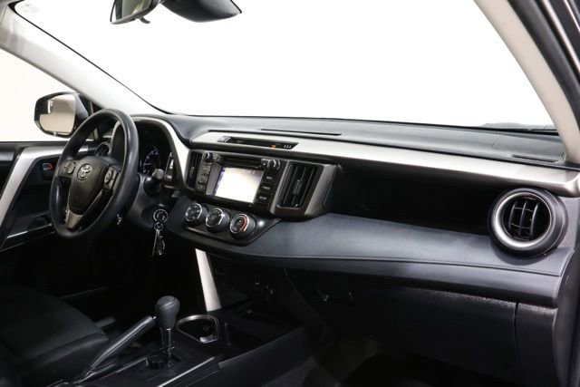Used 2017 Toyota RAV4 LE FWD image 15