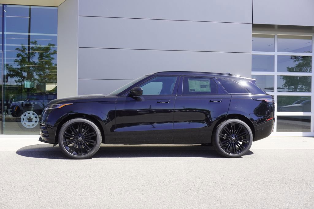 New 2026 Land Rover Range Rover Velar Dynamic SE image 8