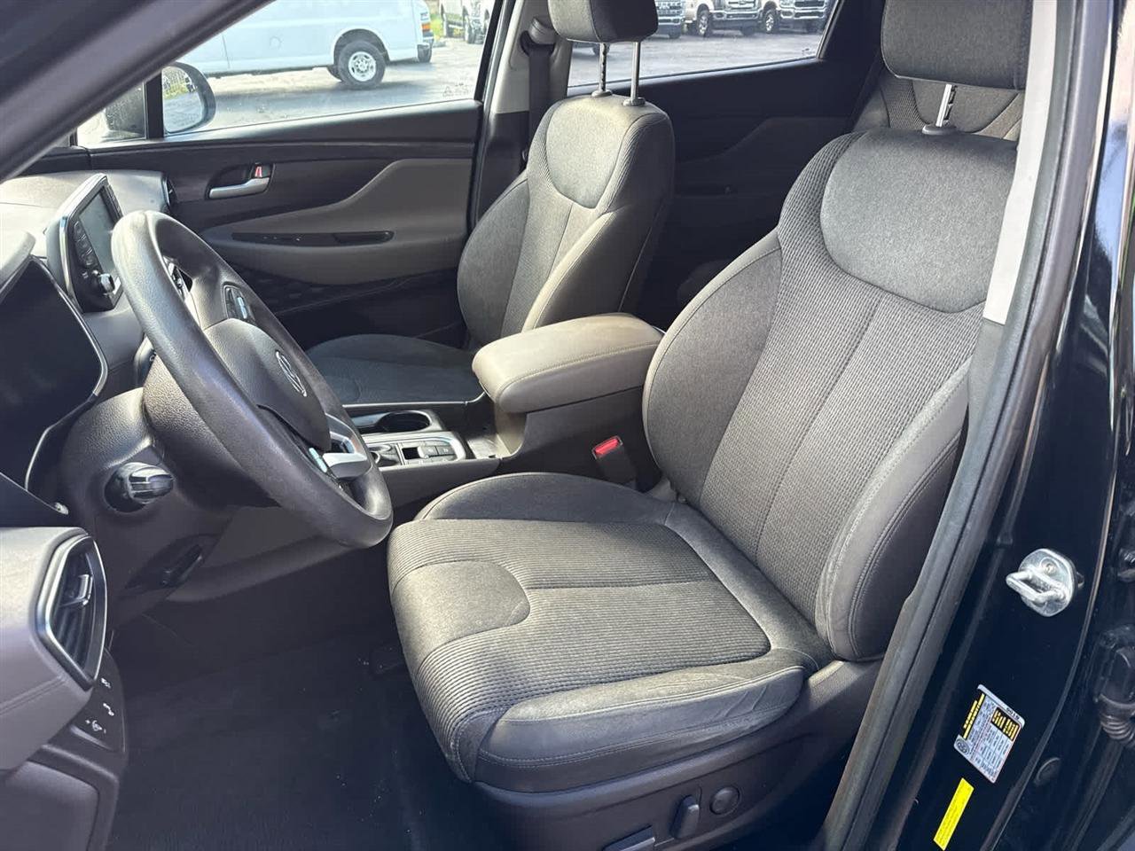 Used 2019 Hyundai Santa Fe SEL image 13