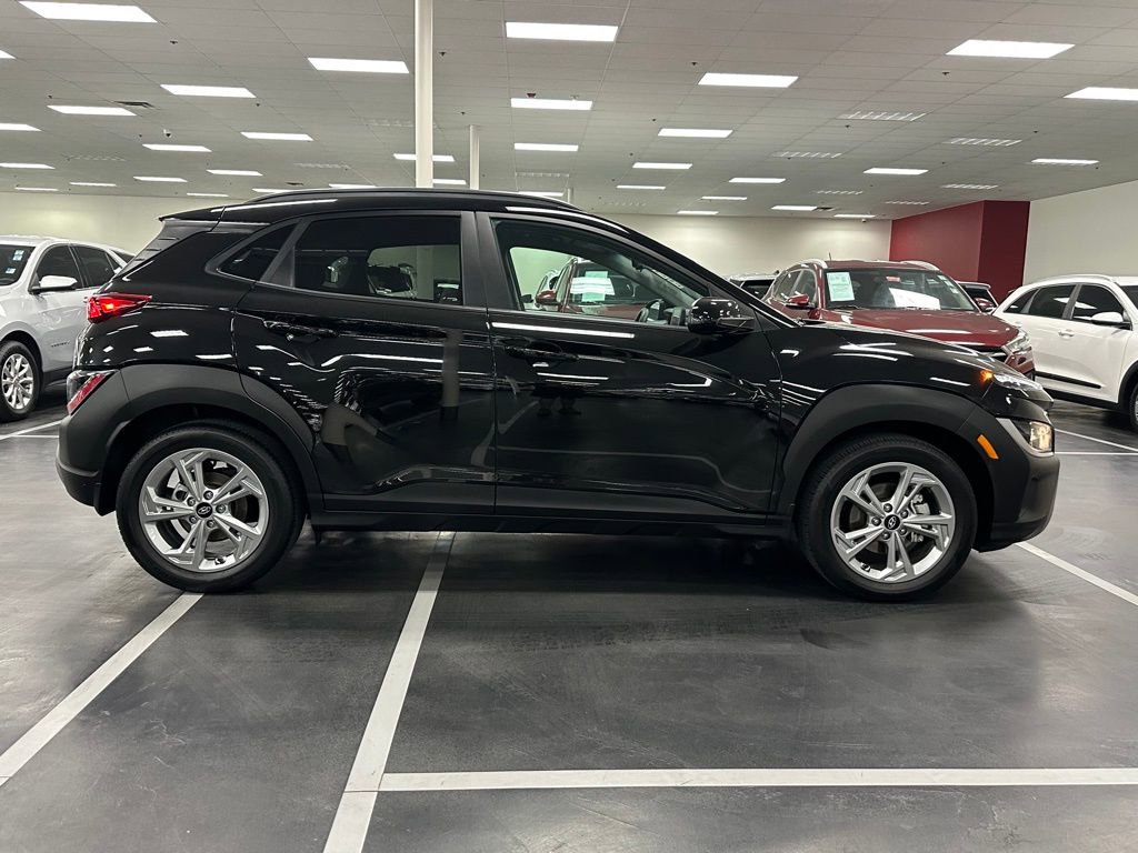 Used 2022 Hyundai Kona SEL w/ Cargo Package image 8