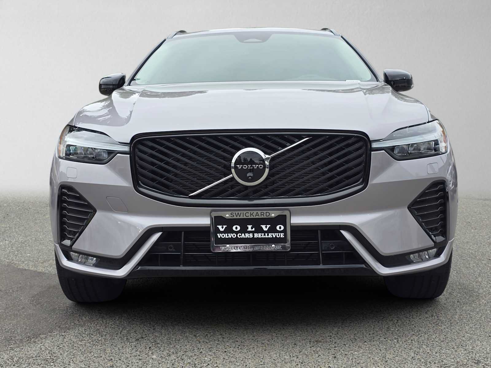 Used 2026 Volvo XC60 B5 Plus w/ Climate Package AWD/4WD image 8
