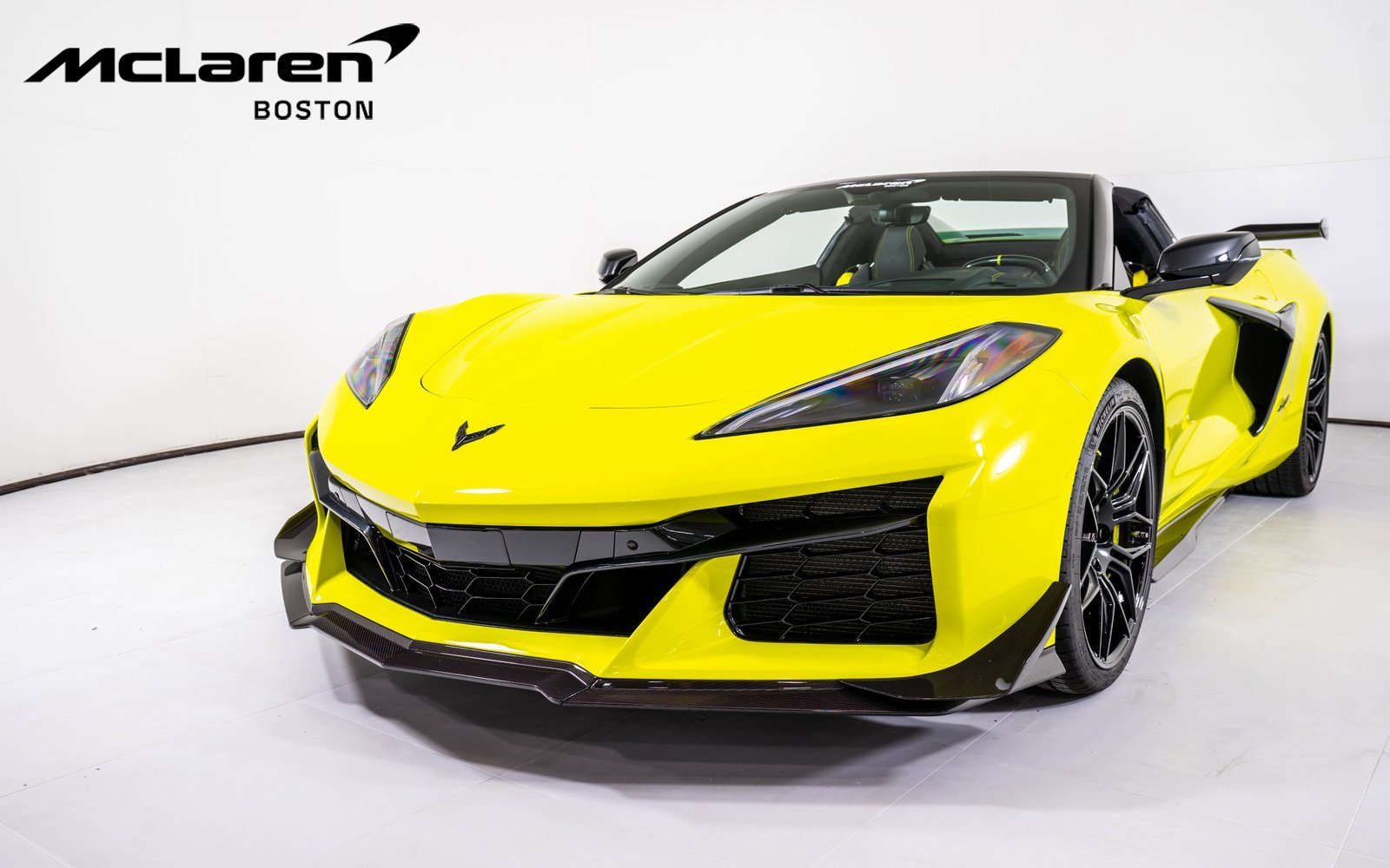 Used 2023 Chevrolet Corvette Z06 w/ Z07 Performance Package image 10