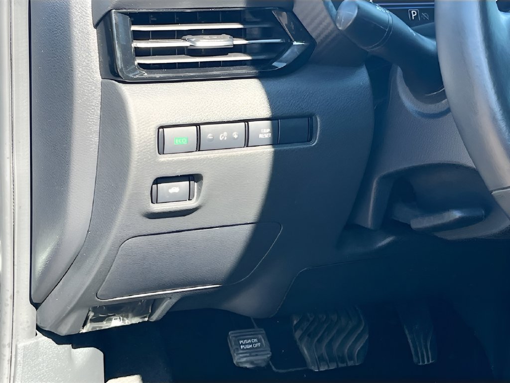Used 2024 Nissan Sentra SR FWD image 10