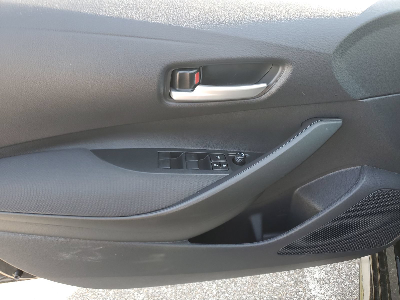 New 2026 Toyota Corolla SE FWD image 19