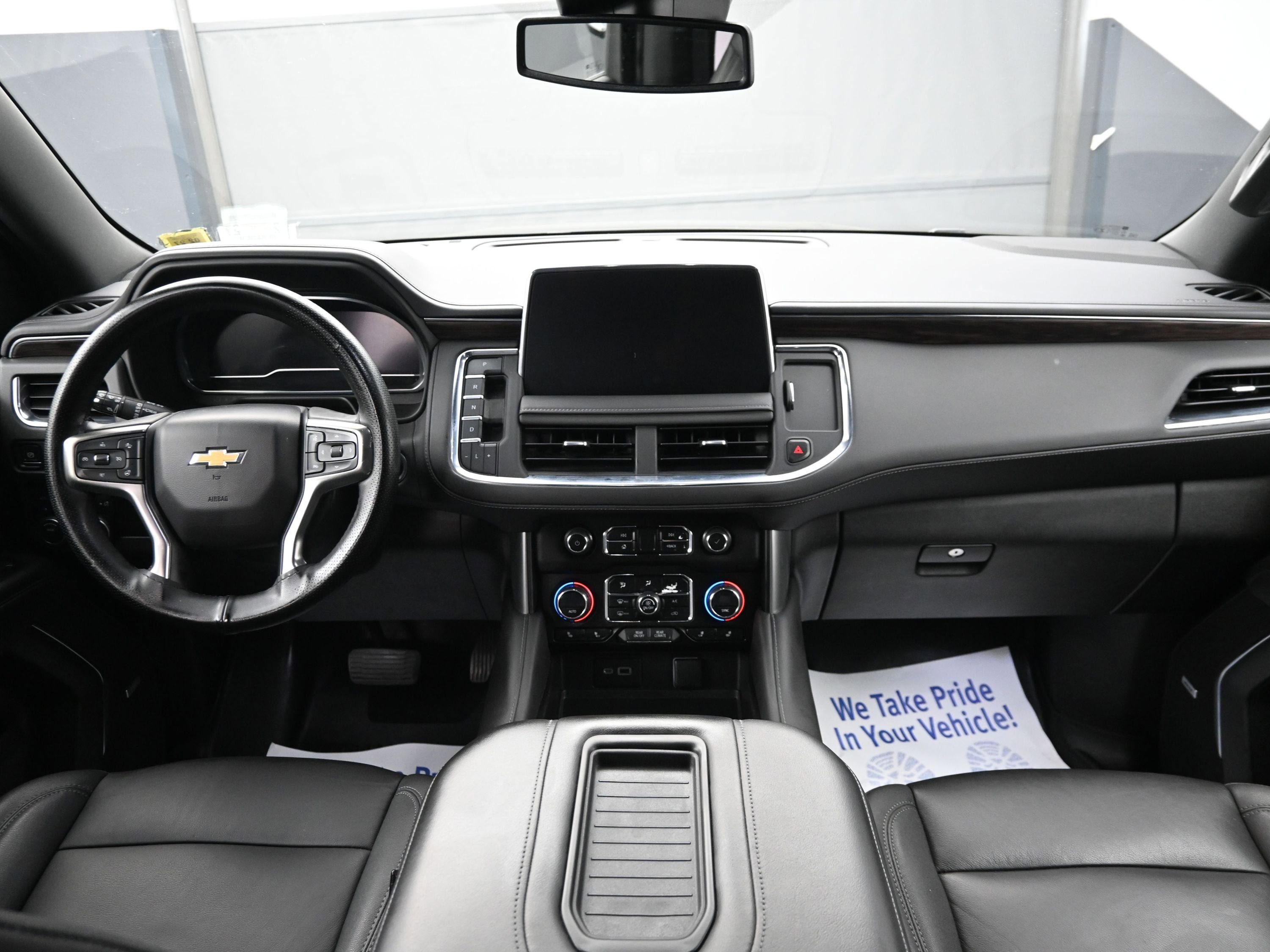 Used 2023 Chevrolet Suburban LT w/ Luxury Package AWD/4WD image 22