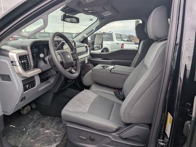 New 2026 Ford F250 XLT w/ XLT Premium Package image 16