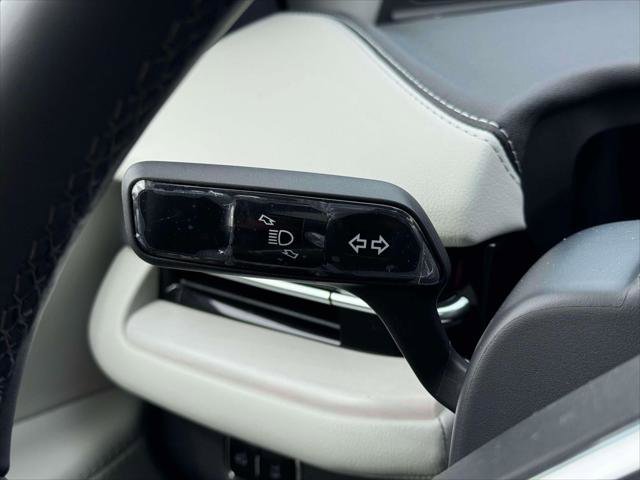 Used 2025 Lincoln Navigator L Reserve image 21