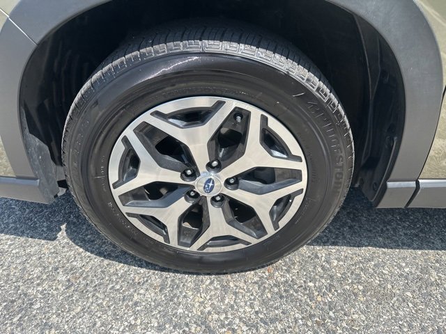 Used 2022 Subaru Forester Premium image 14