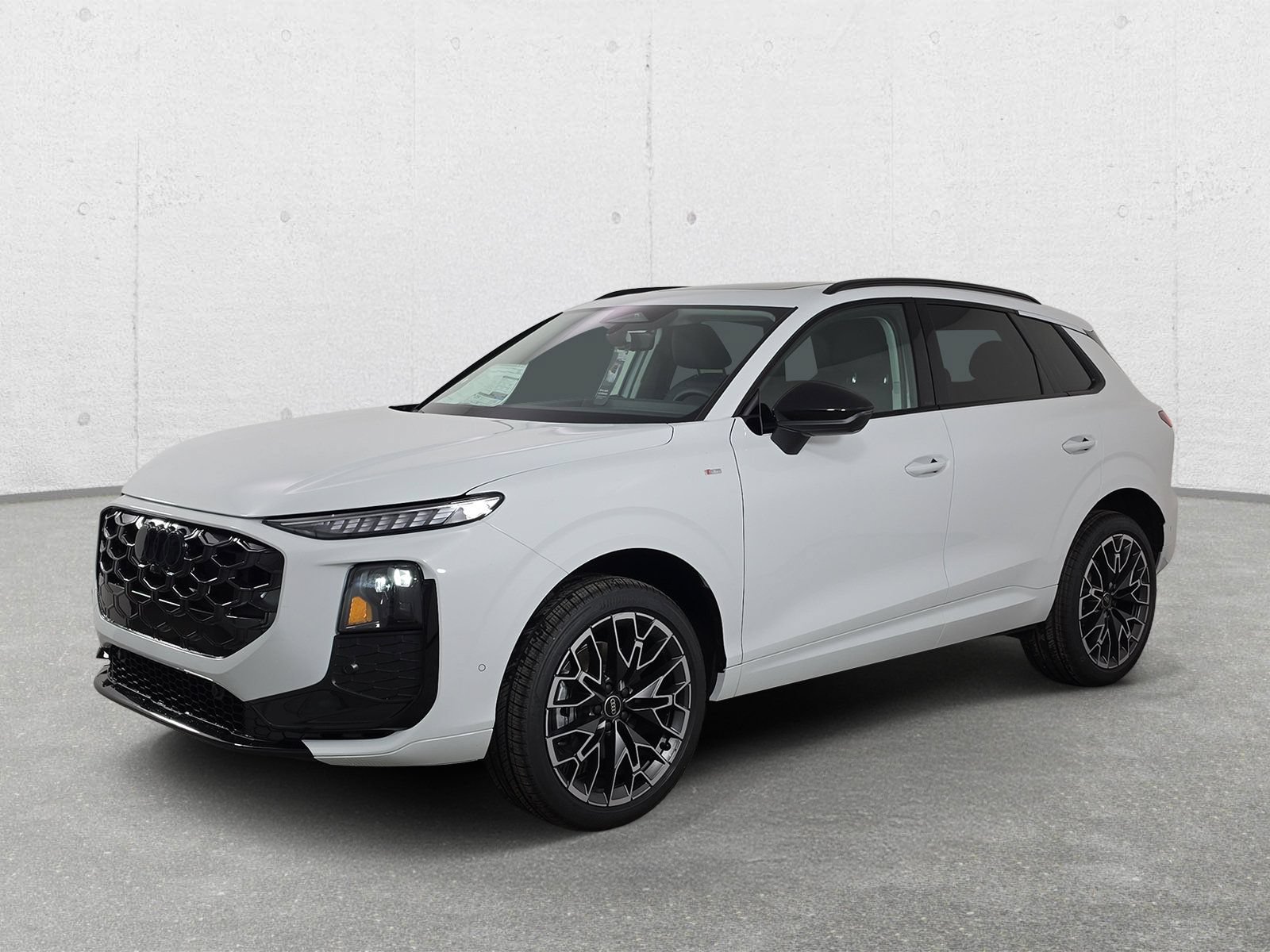 New 2026 Audi Q3 quattro 2.0T AWD/4WD image 3