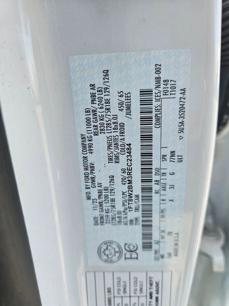 Used 2024 Ford F250 Platinum w/ Tremor Off-Road Package image 29