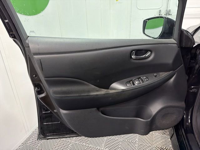 Used 2021 Nissan Leaf S w/ S Charge Package FWD image 14