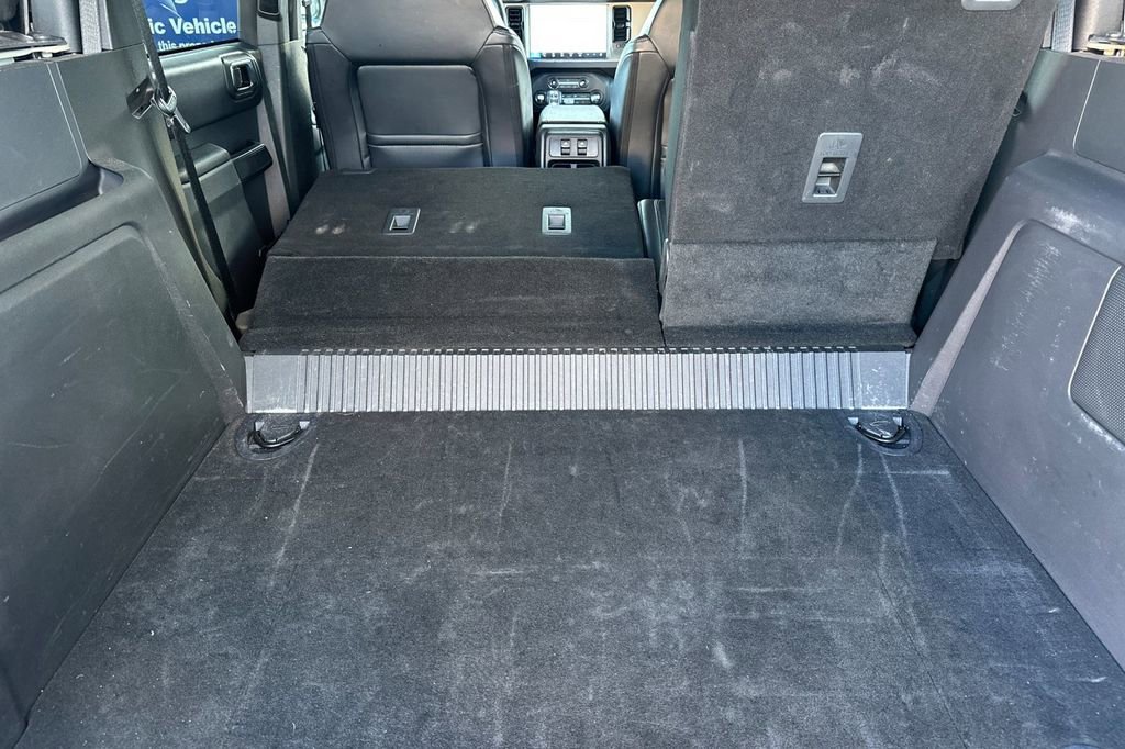 Used 2025 Ford Bronco Outer Banks image 15