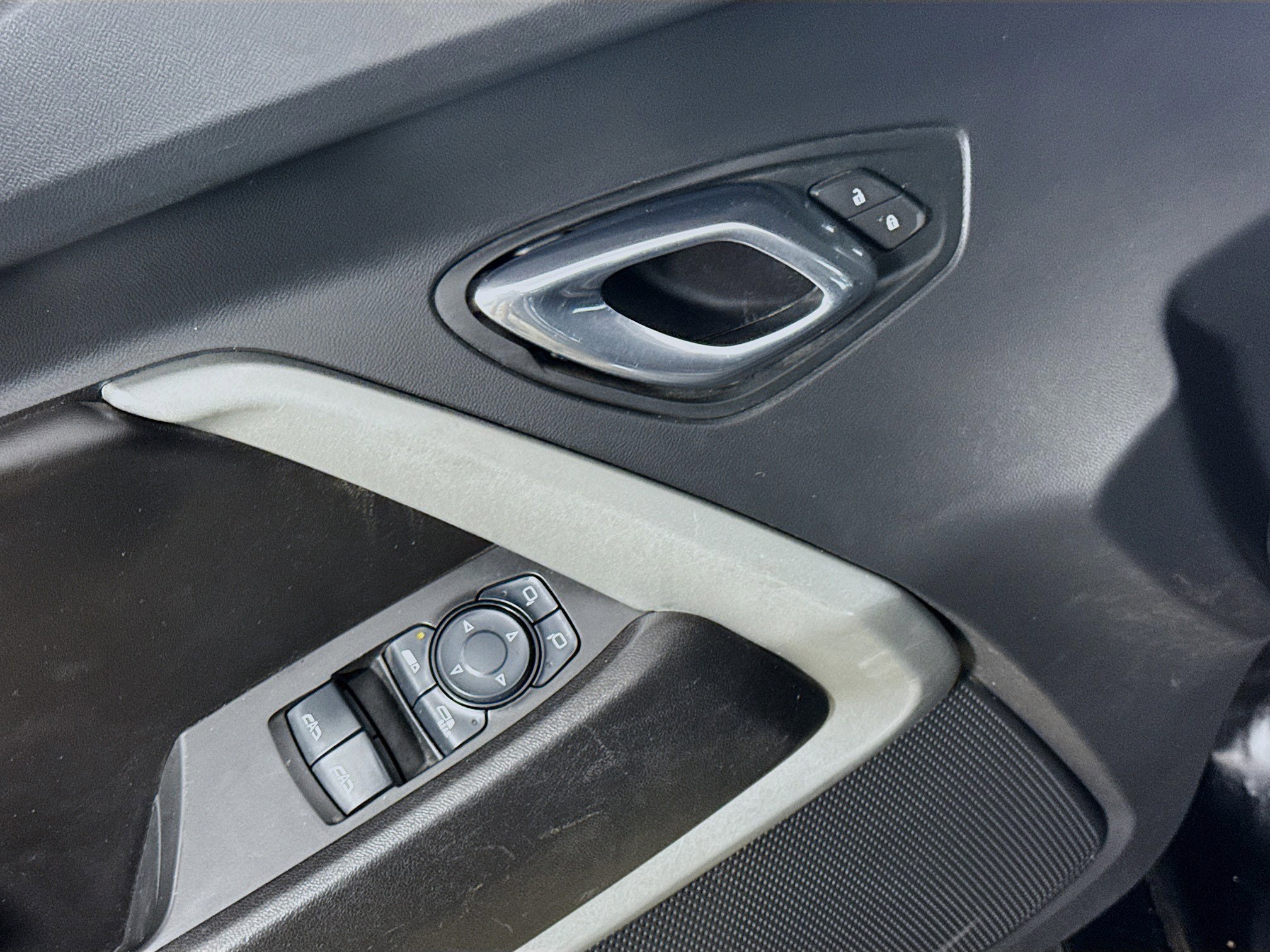 Used 2017 Chevrolet Camaro SS image 24