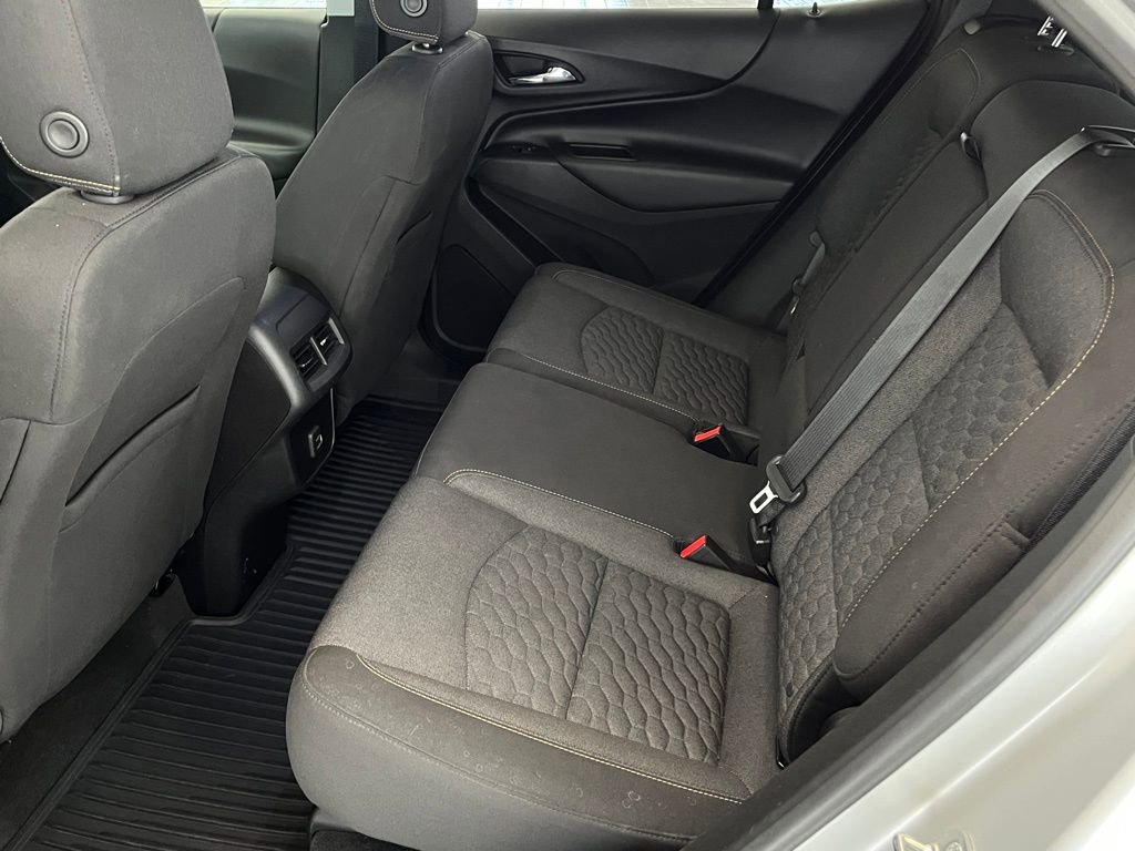Used 2019 Chevrolet Equinox LT w/ Driver Convenience Package image 28