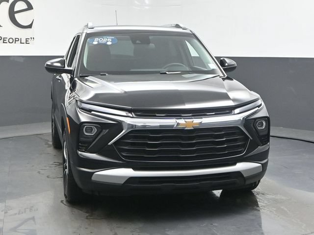 Used 2025 Chevrolet TrailBlazer LT w/ LT Cold Weather Package FWD image 56