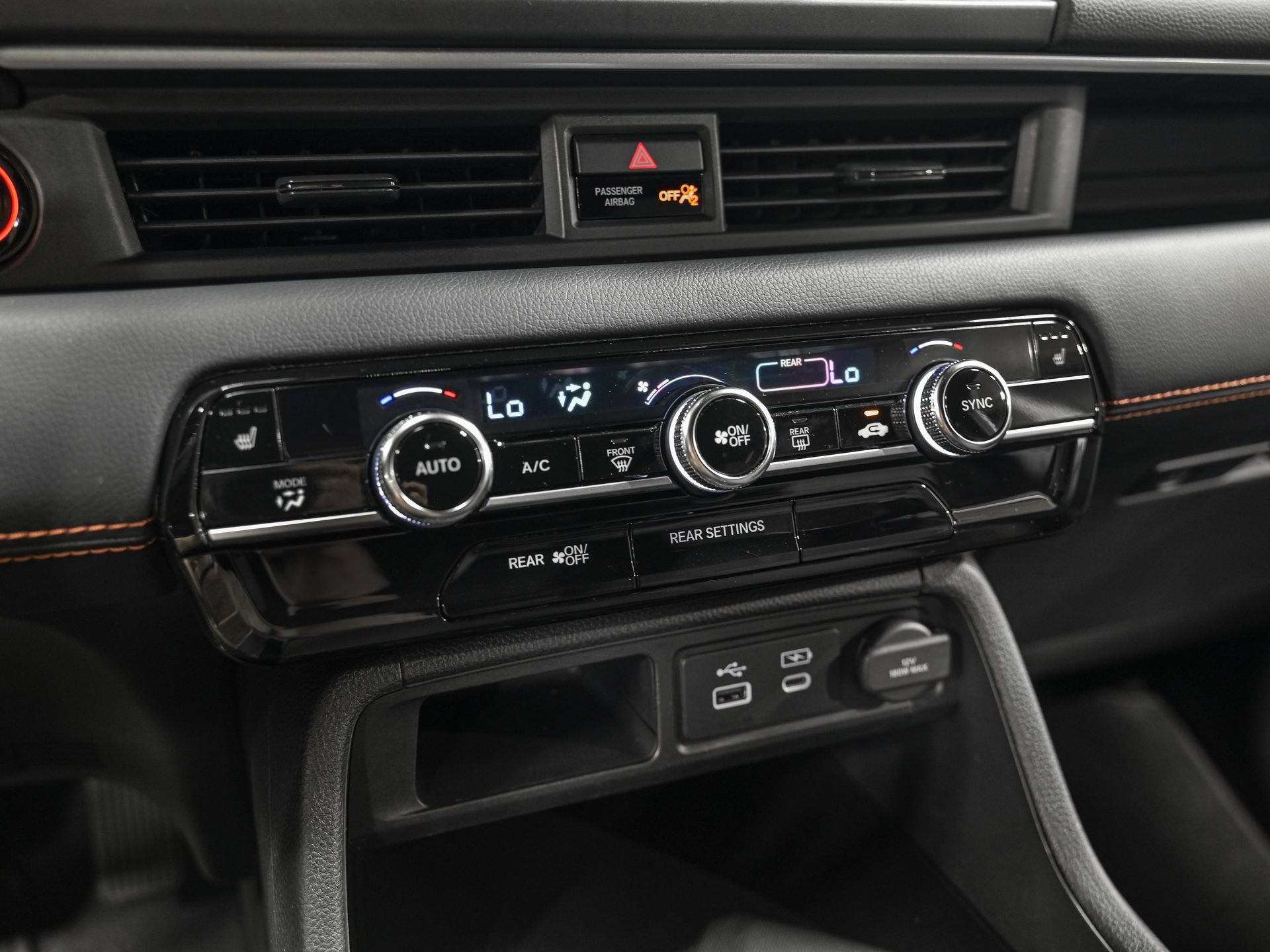Used 2023 Honda Pilot Sport image 23