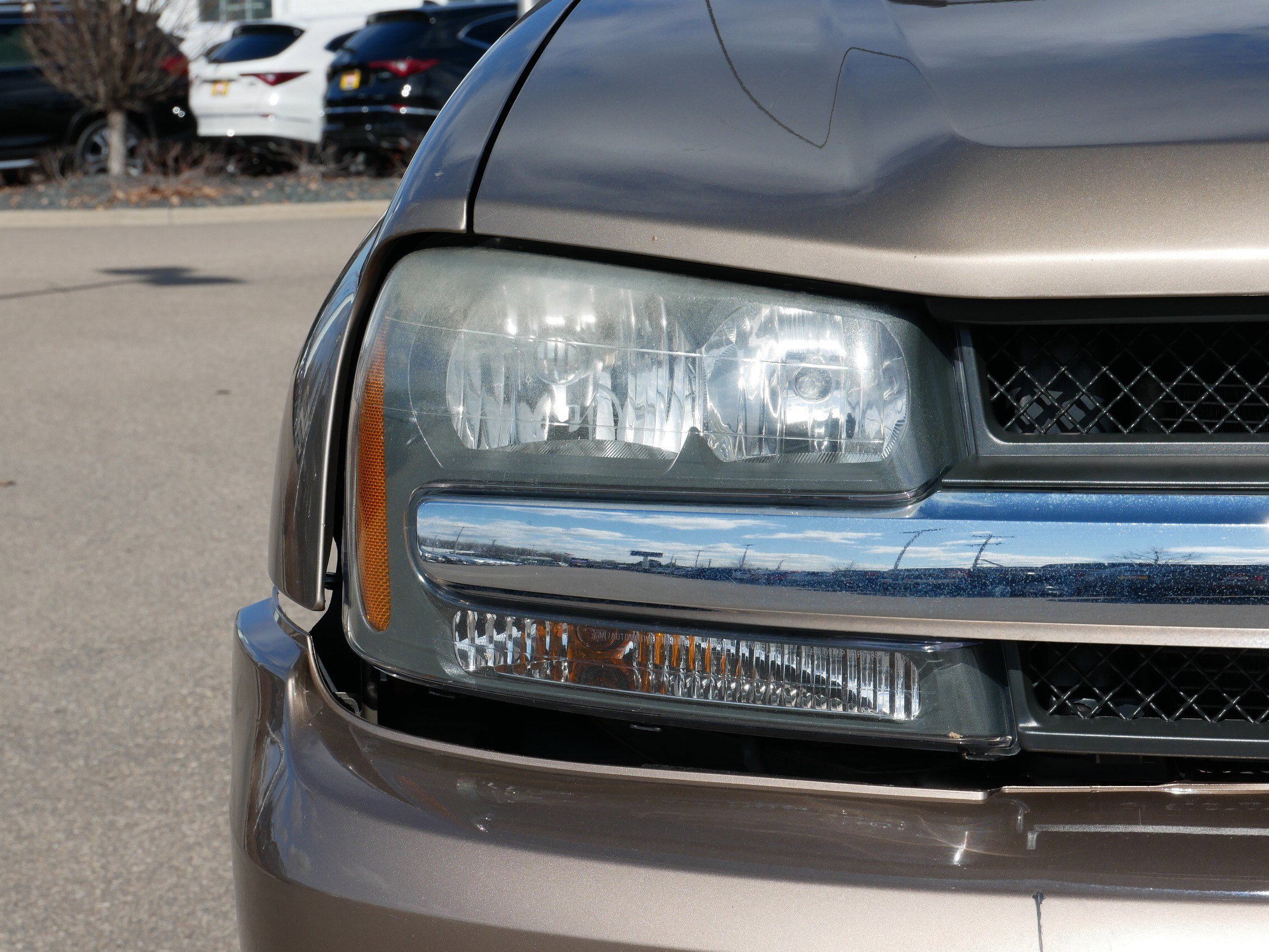 Used 2003 Chevrolet TrailBlazer LT w/ Driver Convenience Package image 16