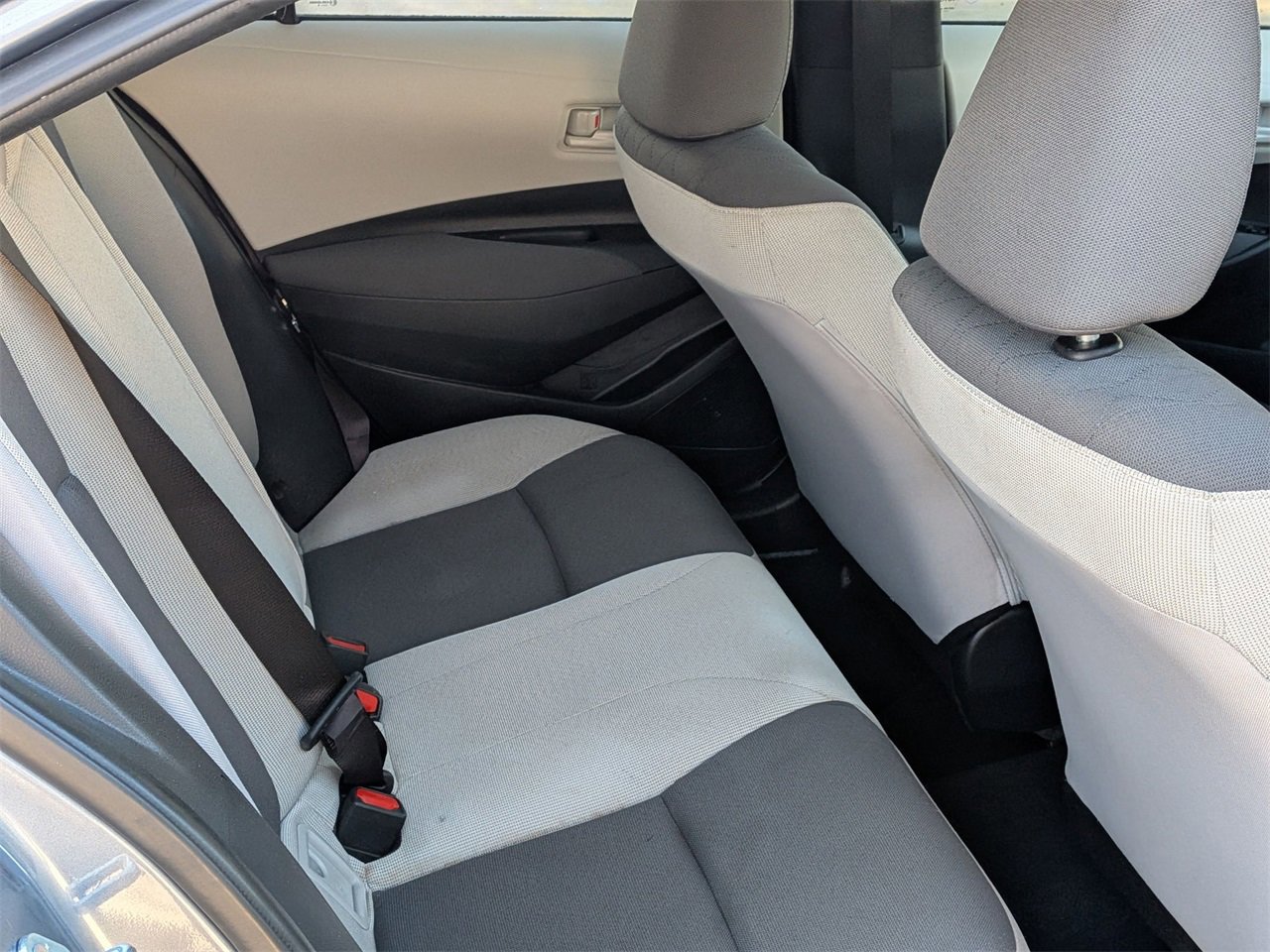 Used 2025 Toyota Corolla LE image 23