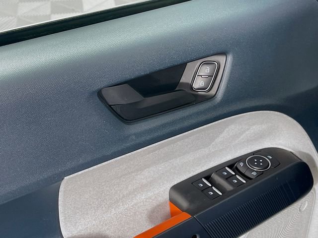 Used 2022 Ford Maverick XLT FWD image 18