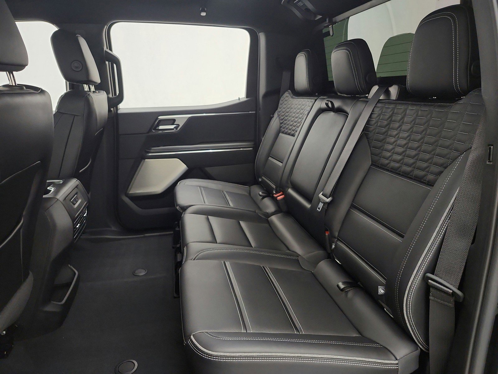 Used 2025 GMC Sierra EV Denali image 15
