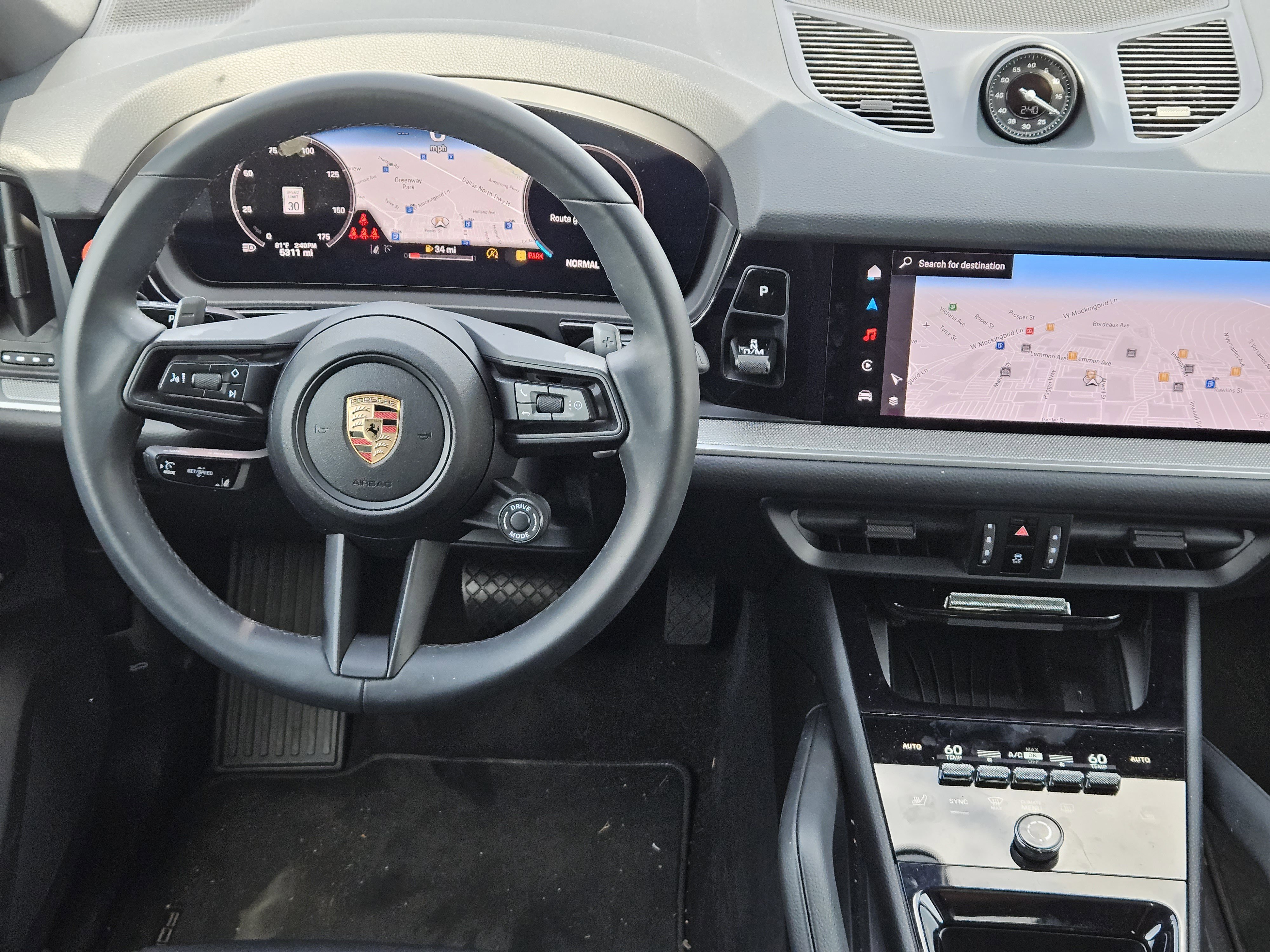 Certified 2025 Porsche Cayenne Coupe image 25