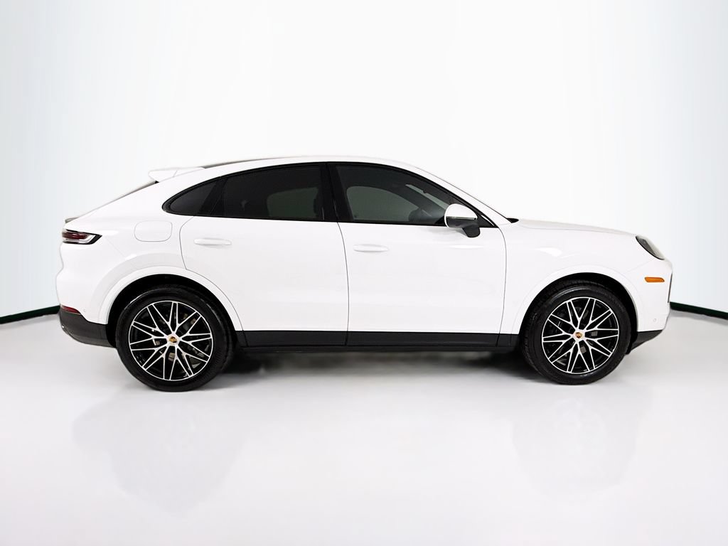 New 2026 Porsche Cayenne Coupe AWD/4WD image 8