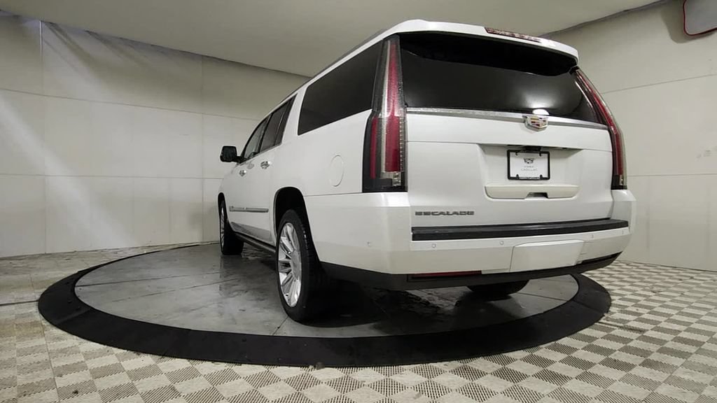 Used 2019 Cadillac Escalade ESV Platinum AWD/4WD image 7