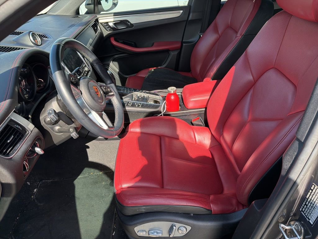Used 2018 Porsche Macan AWD/4WD video 2