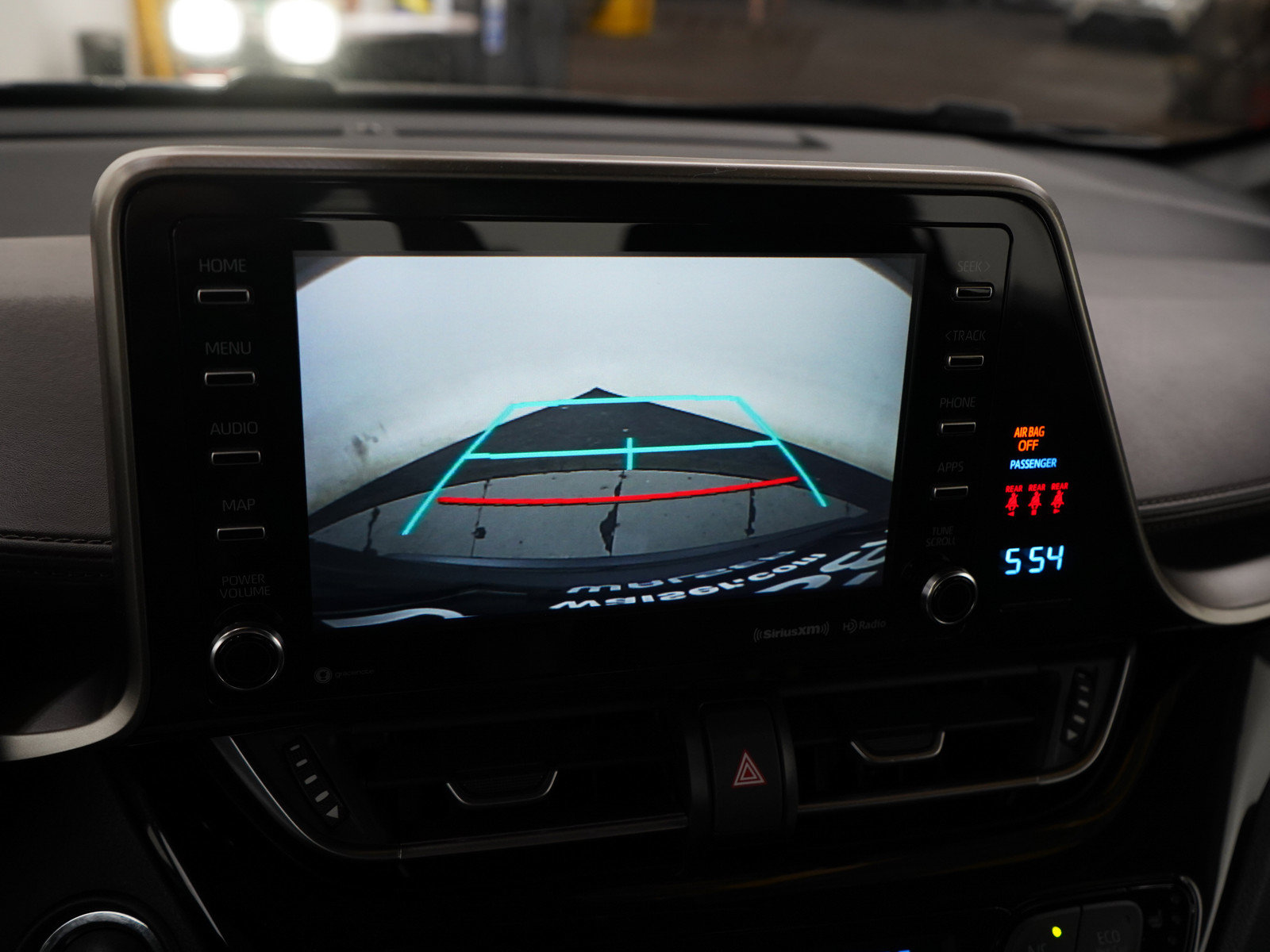Used 2019 Toyota C-HR Limited FWD image 21