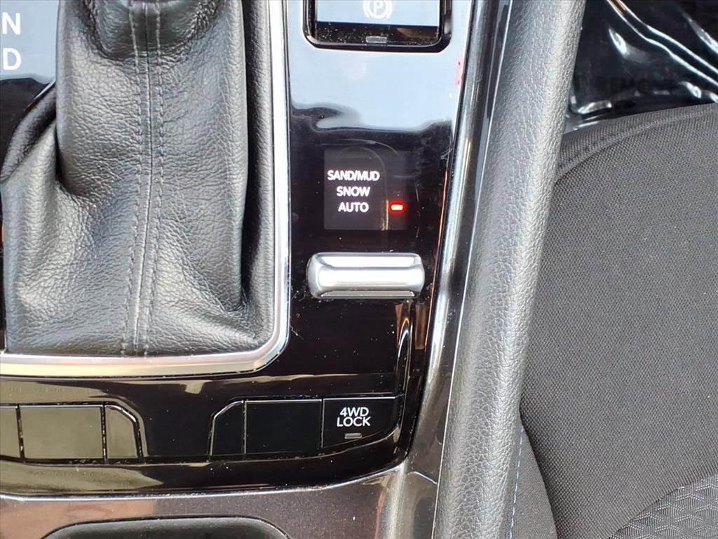 Used 2024 Jeep Compass Sport image 28