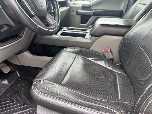 Used 2017 Ford F150 XLT w/ Equipment Group 302A Luxury AWD/4WD image 10