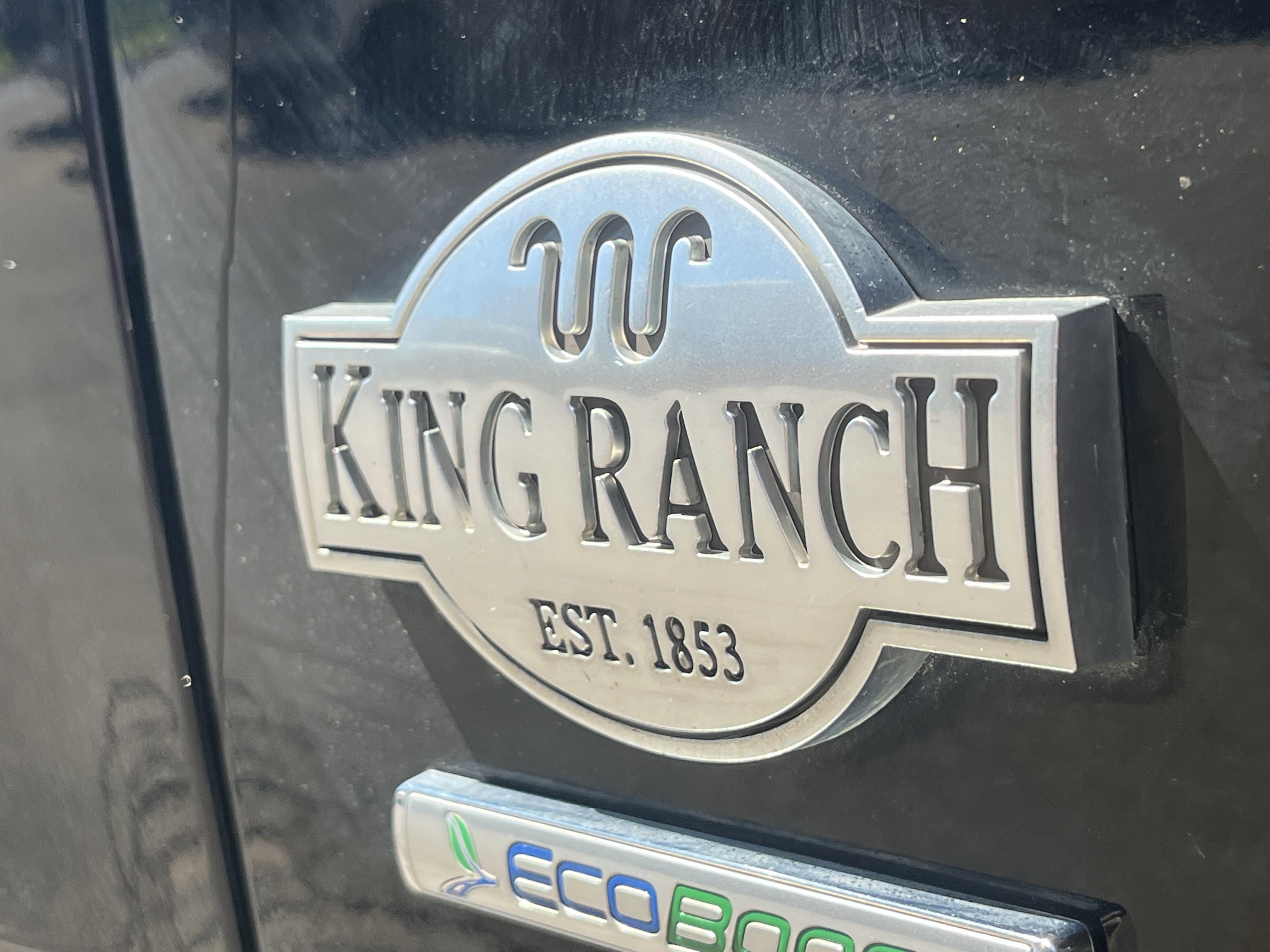 Used 2016 Ford F150 King Ranch w/ Equipment Group 601A Luxury AWD/4WD image 9