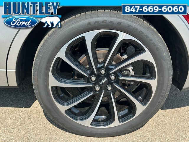 Used 2024 Lincoln Nautilus Black Label image 8