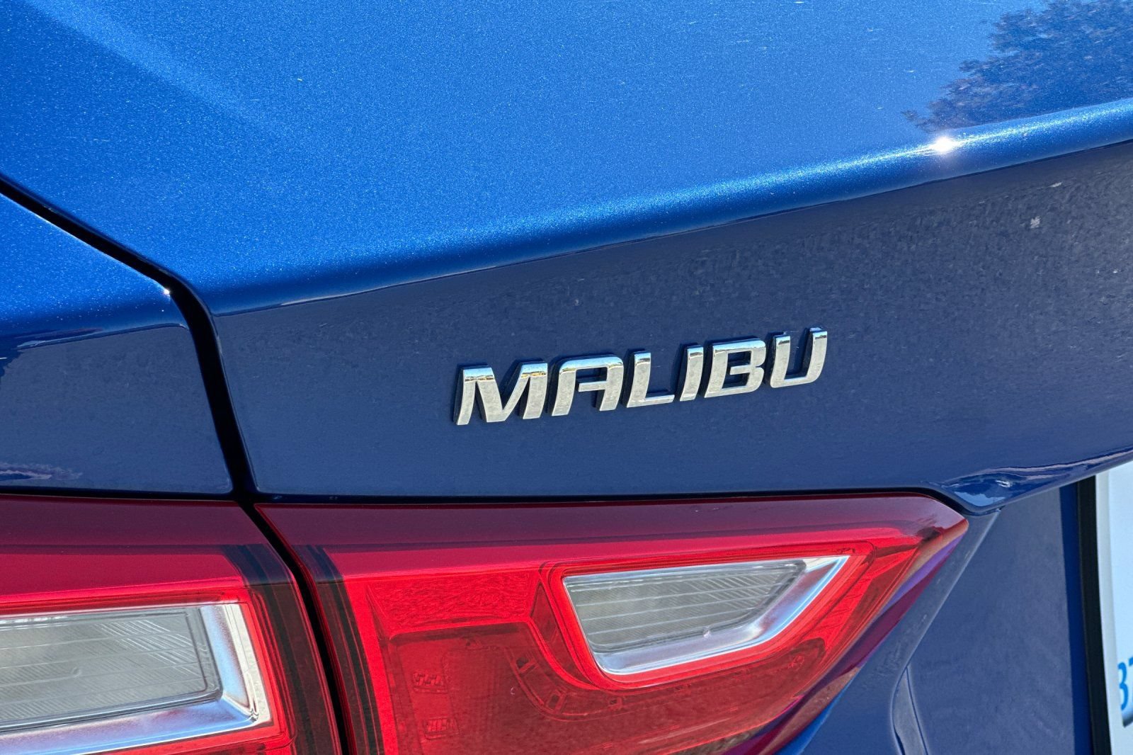 Used 2023 Chevrolet Malibu LT FWD image 26