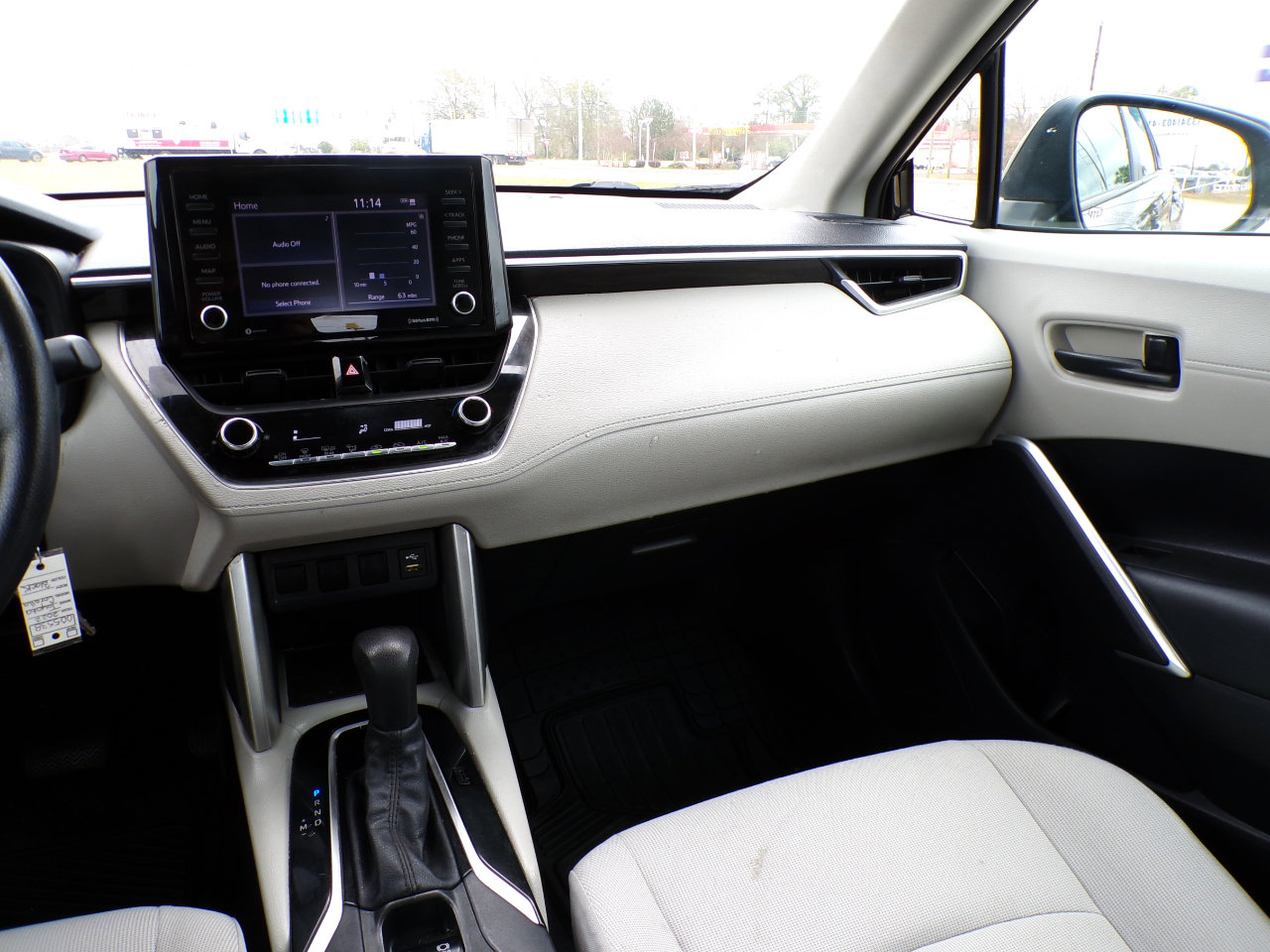 Used 2022 Toyota Corolla Cross L FWD image 11