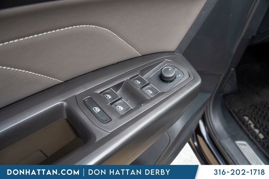 Used 2022 Volkswagen Atlas SE AWD/4WD image 17