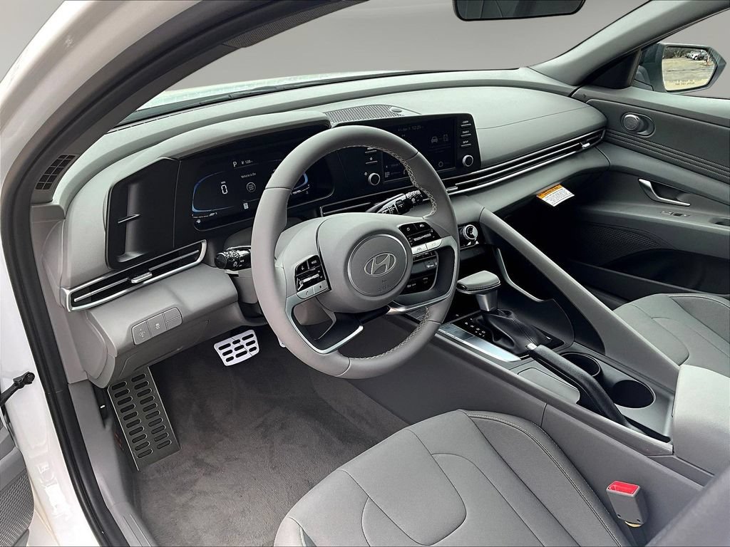 New 2026 Hyundai Elantra Sport FWD image 10