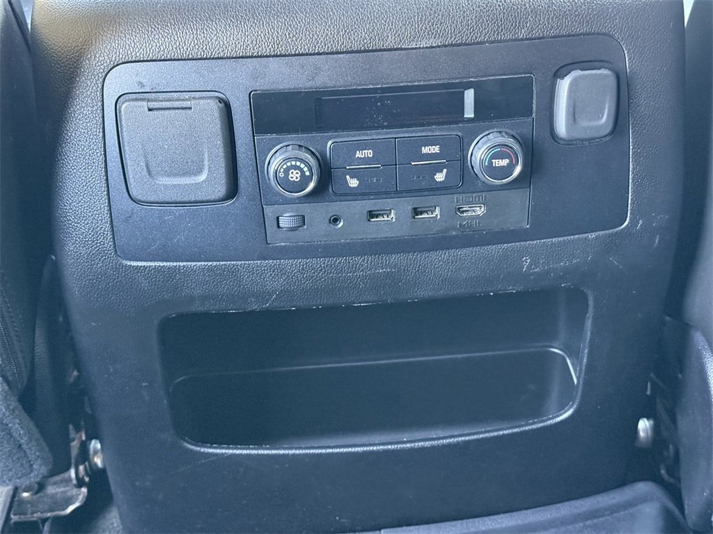 Used 2018 GMC Yukon XL Denali w/ Denali Ultimate Package image 31