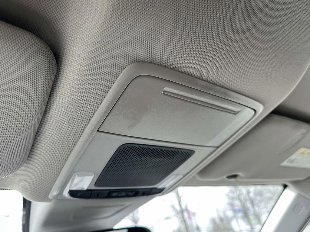 Used 2025 Honda CR-V LX image 30