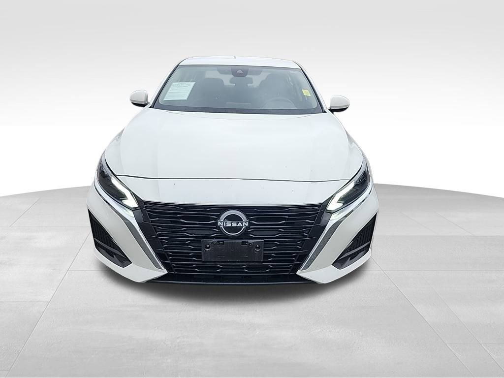 Used 2023 Nissan Altima 2.5 SV FWD image 7